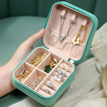 Chic Travel Jewelry Organizer - Stylunna
