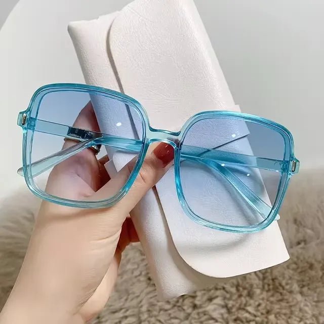 Retro Glam Oversized Sunglasses - Stylunna